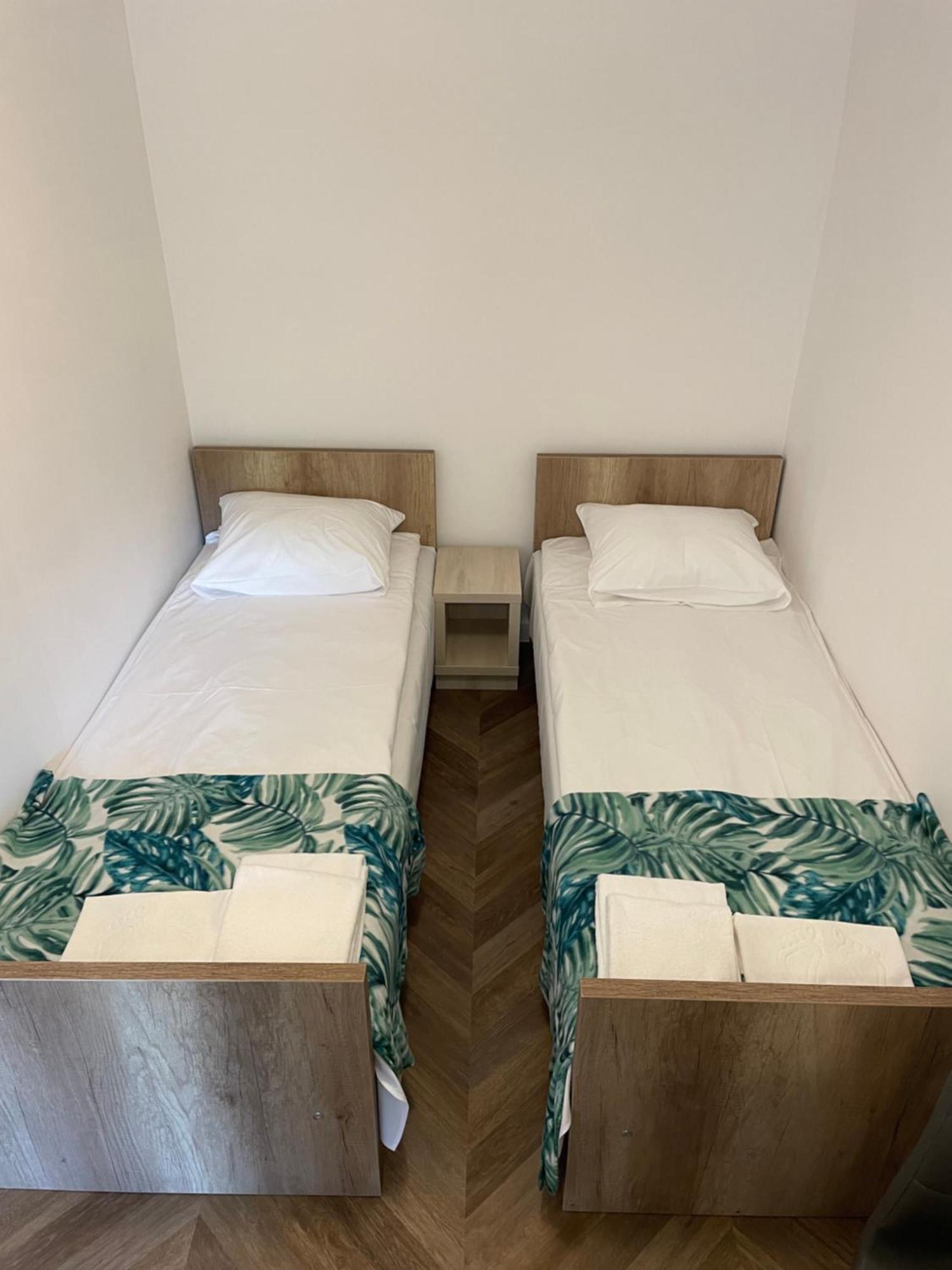 Domki Osrodek Wypoczynkowy Neptun Hotel Darlowo Exterior foto