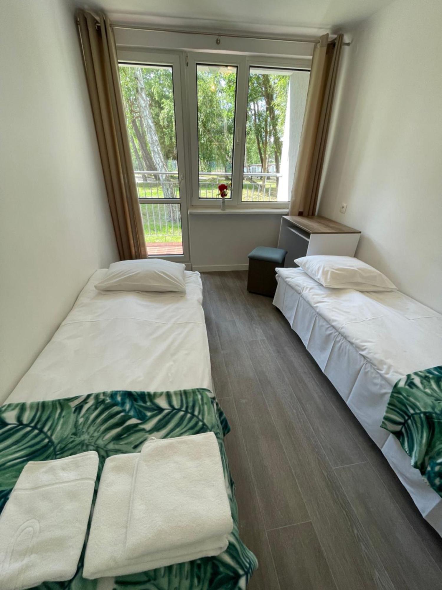 Domki Osrodek Wypoczynkowy Neptun Hotel Darlowo Exterior foto